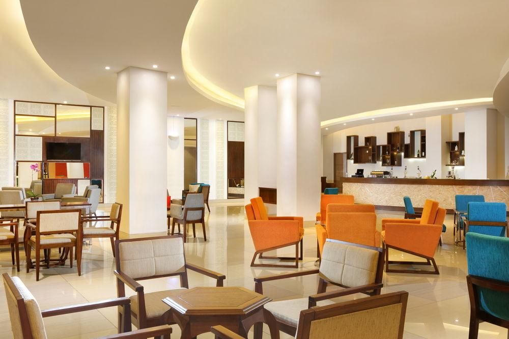 Four Points By Sheraton Makassar Exterior photo