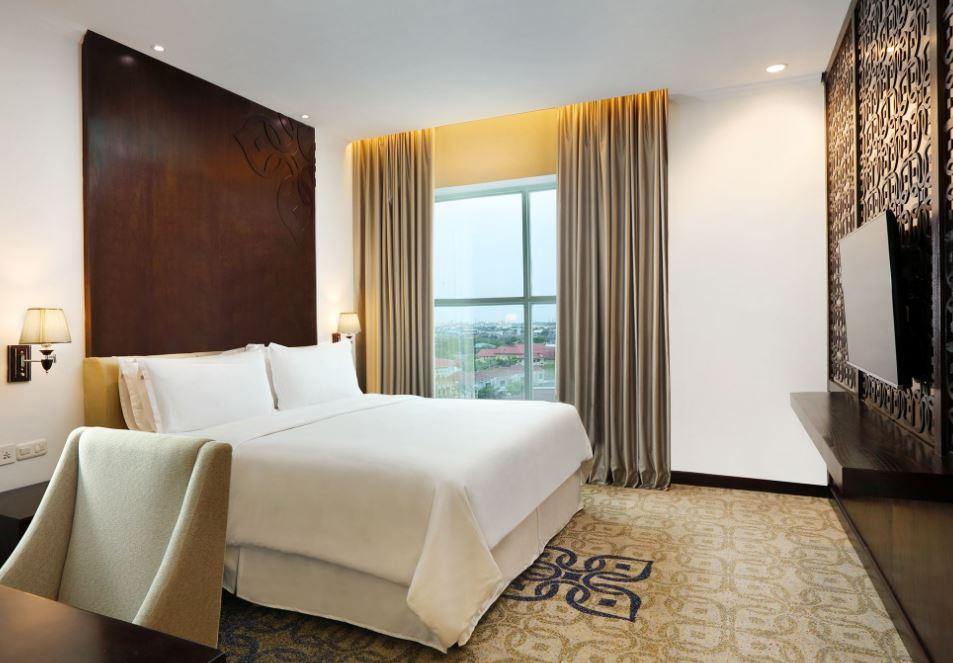 Four Points By Sheraton Makassar Exterior photo