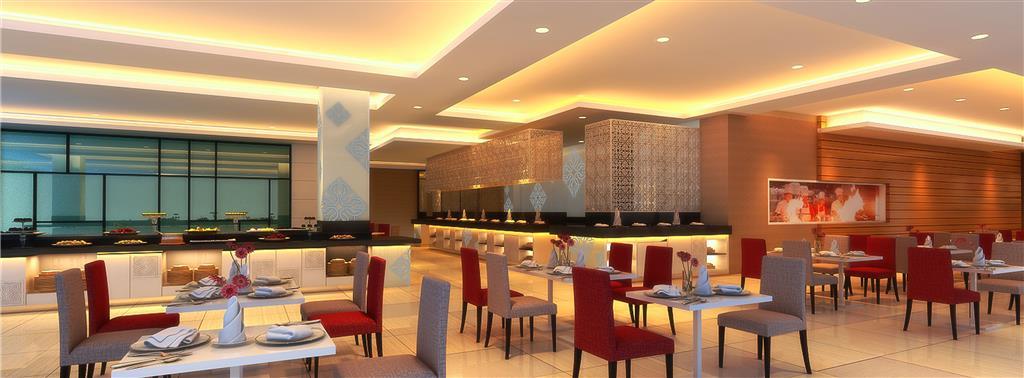 Four Points By Sheraton Makassar Exterior photo