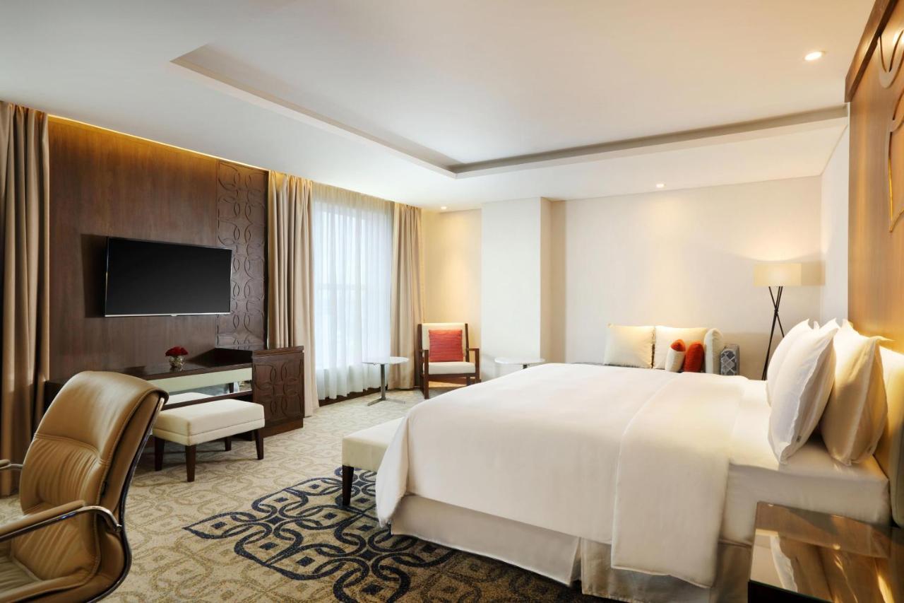 Four Points By Sheraton Makassar Exterior photo