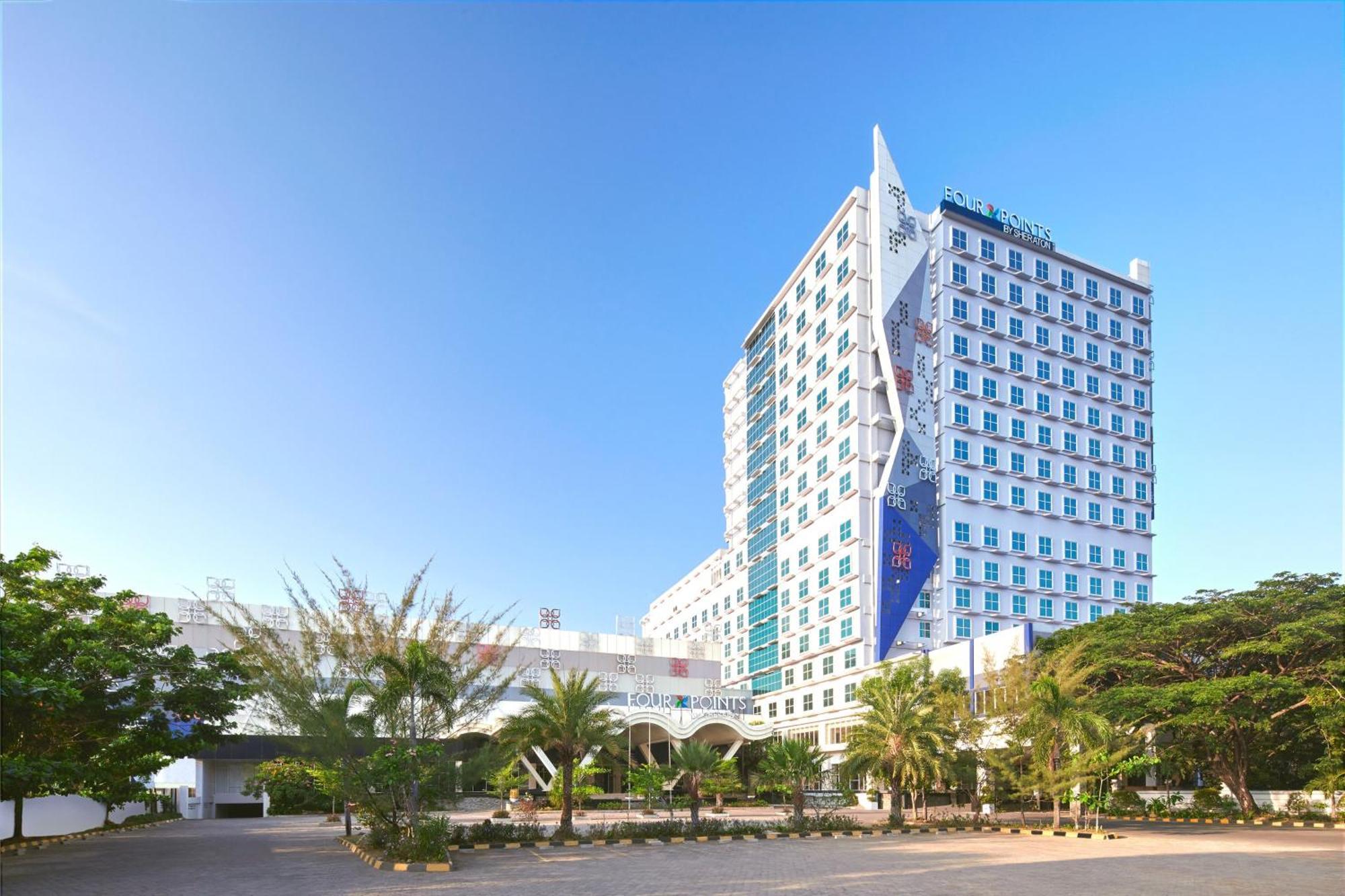Four Points By Sheraton Makassar Exterior photo