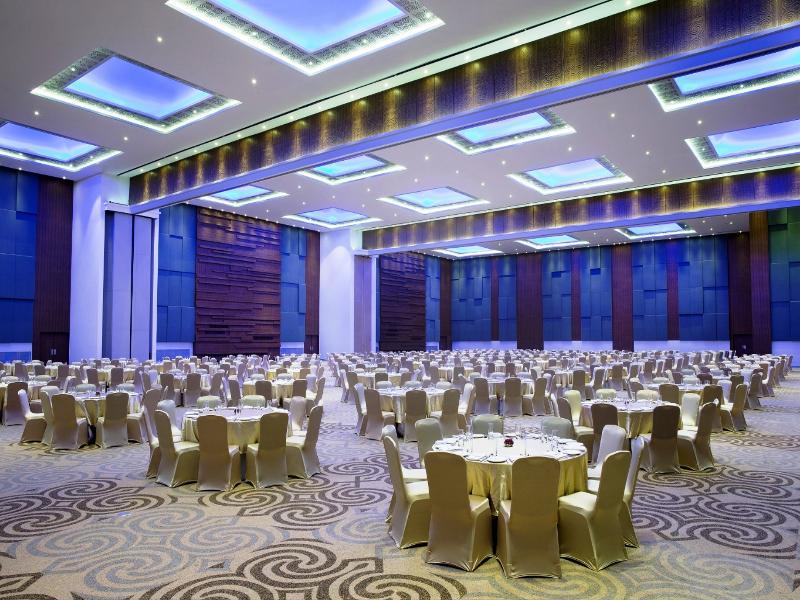 Four Points By Sheraton Makassar Exterior photo